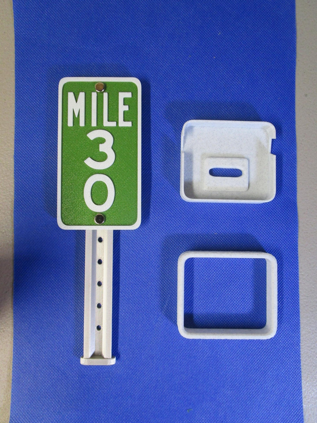 30 Milestone Desk Sign – Industrial-Strength Mile Marker for 30th Birthday, Anniversary, or Work Celebration