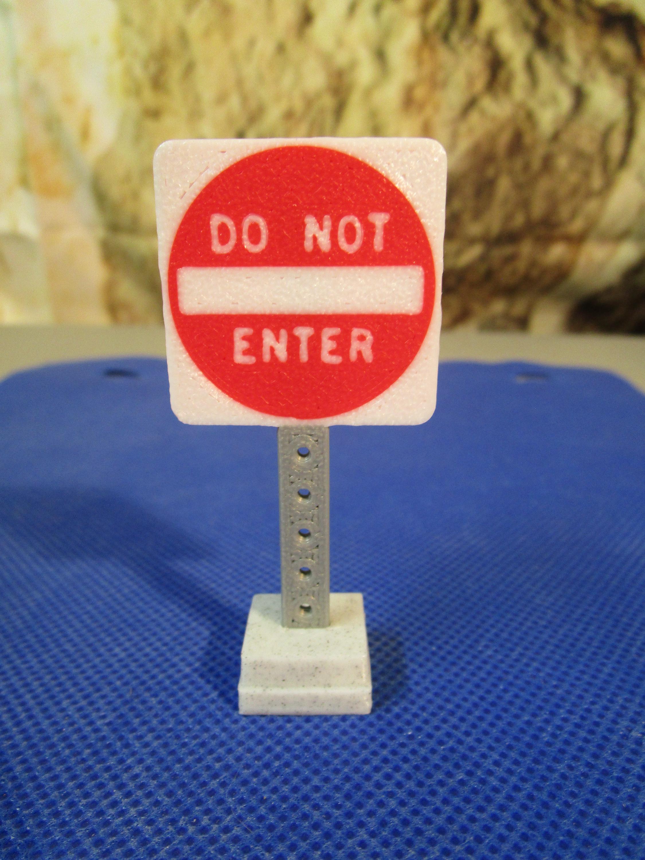 LEGO Compatible Mini Traffic Signs – Stop, Do Not Enter, Yield | Choose Your Sign