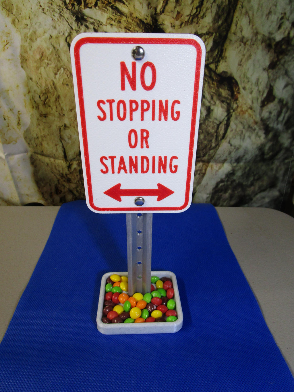Mini No Stopping Or Standing Sign: Funny Desk Organizer & Business Card Holder