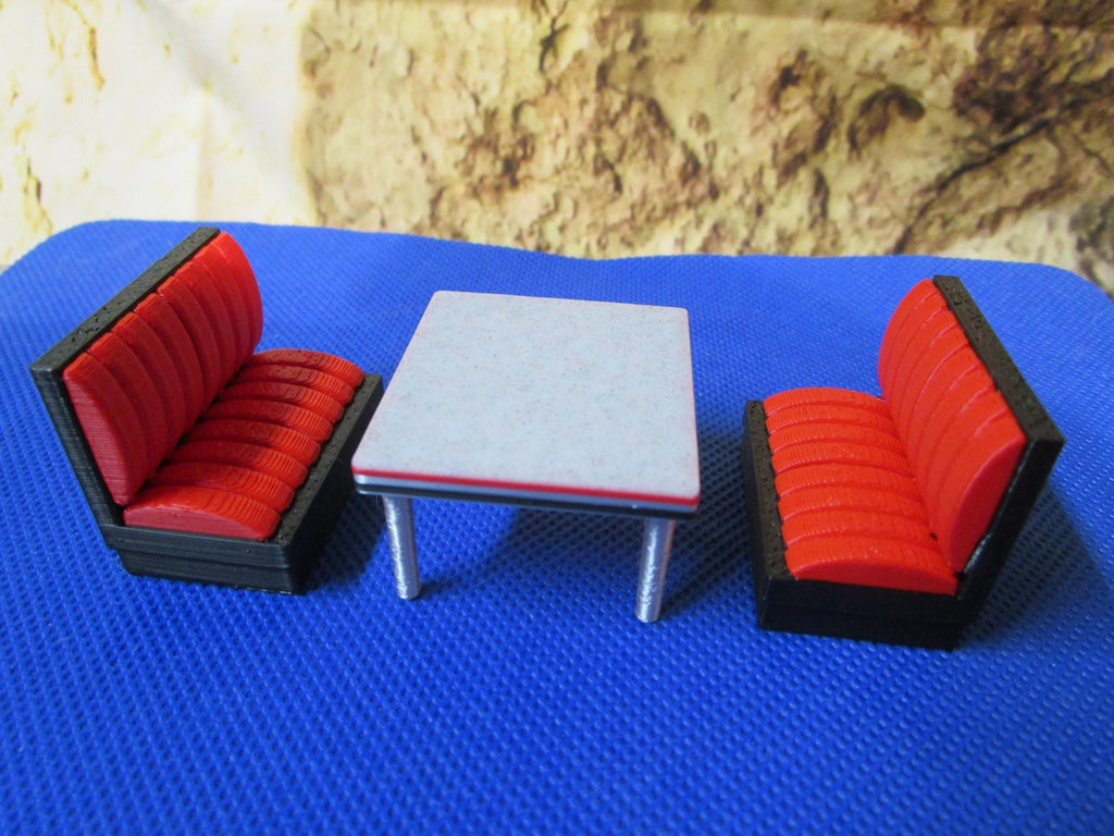 1950s Diner Booth Set – Retro Restaurant Miniature, 1:32 Scale Diorama Accessory